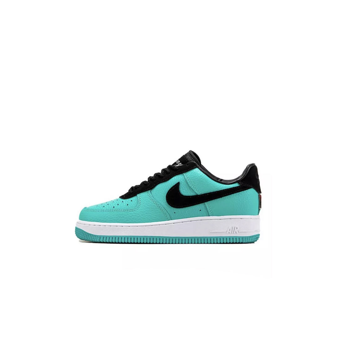 Nike Air Force 1 x Tiffany