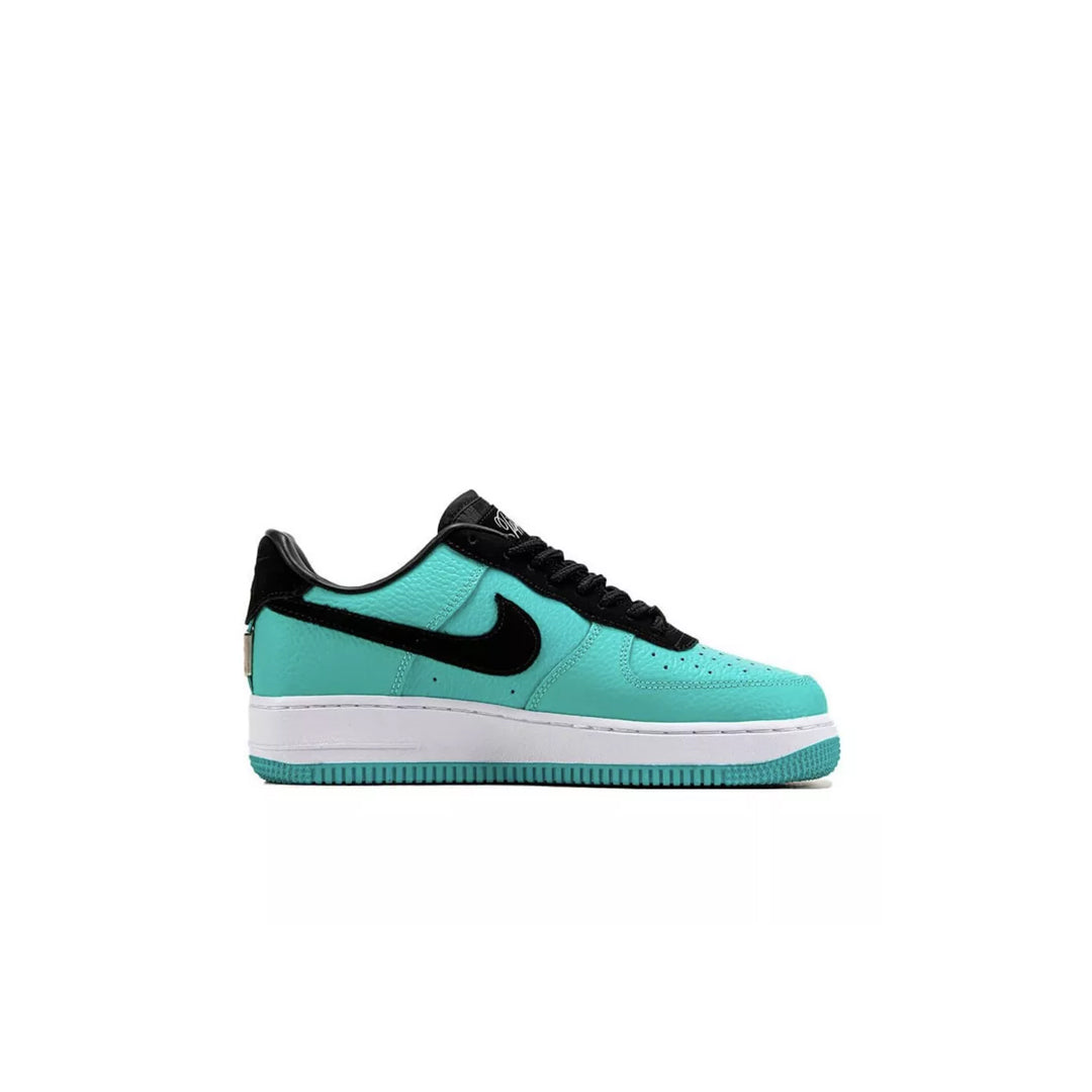 Nike Air Force 1 x Tiffany