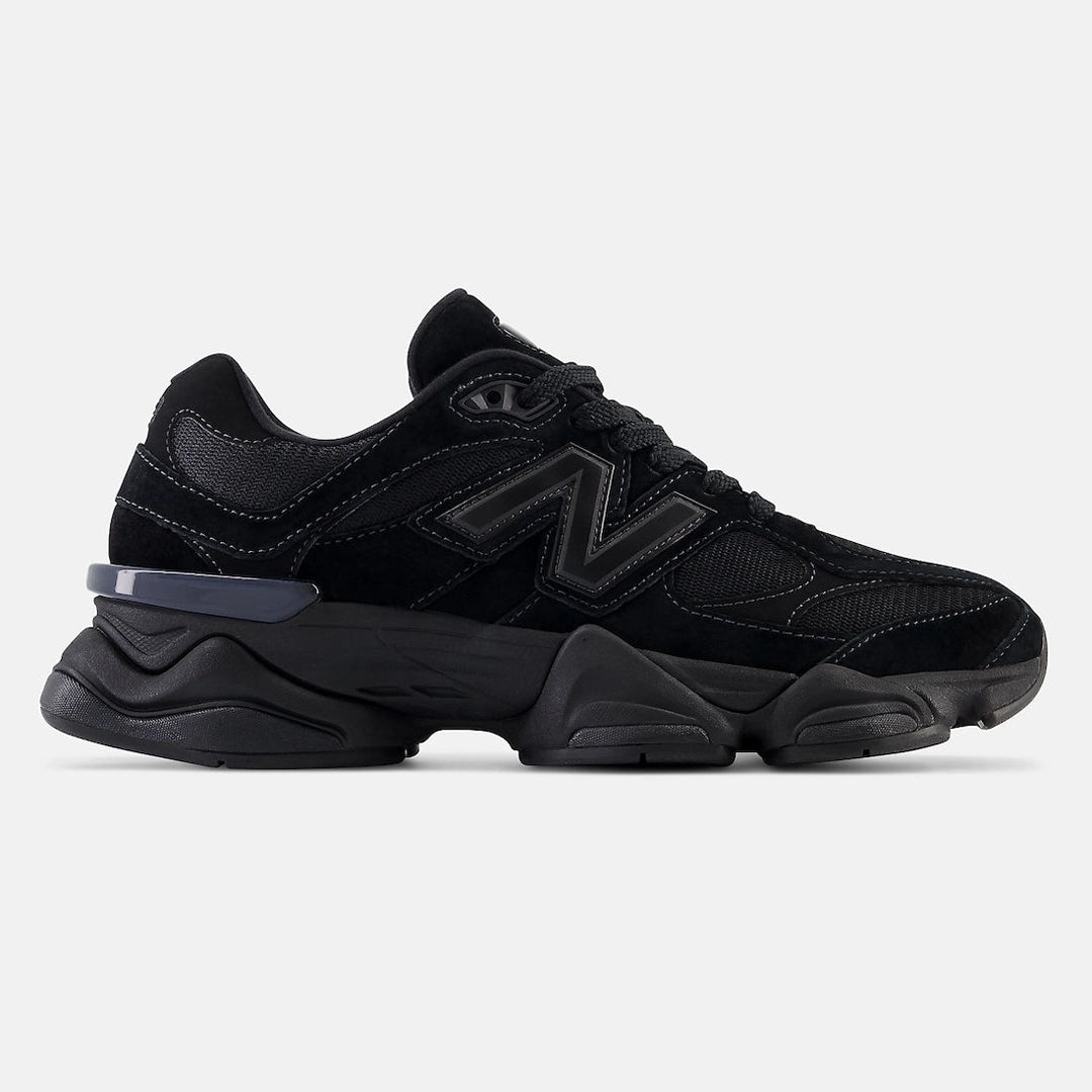 New Balance 9060 Triple Black