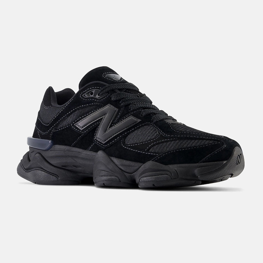 New Balance 9060 Triple Black