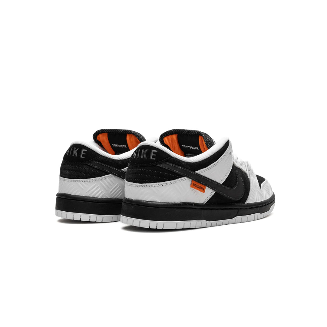 Nike SB Dunk Low Tightbooth