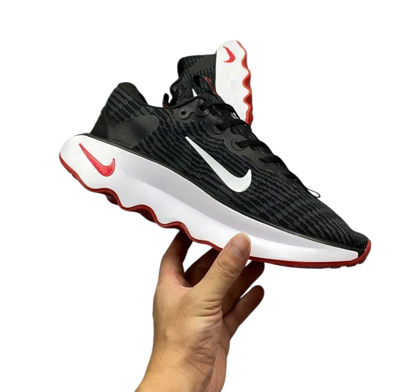 Nike Motiva Black/White