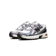 New Balance 740